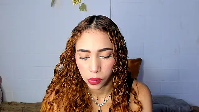 Snapshot of LiaHansson chatting on November 10, 2025, 5:34 pm LiaHansson online show from November 10, 2025, 5:34 pm