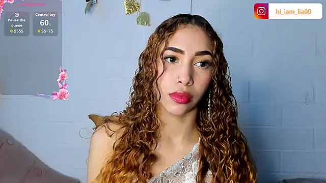 Snapshot of LiaHansson chatting on November 24, 2025, 6:18 pm LiaHansson online show from November 24, 2025, 6:18 pm