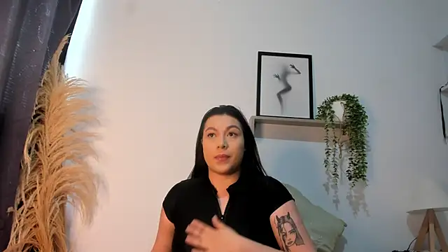 emily-777 online show from November 12, 2025, 6:41 pm