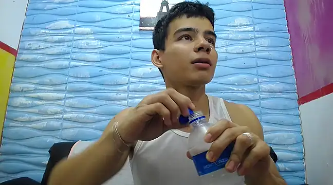 seigfried0 online show from March 13, 2025, 7:06 pm