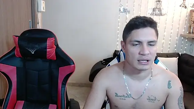 SaraClub JY online show from December 16, 2025, 3:11 am