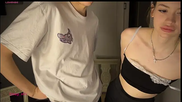 Snapshot of griwkaaa chatting on February 22, 2025, 7:58 pm griwkaaa online show from February 22, 2025, 7:58 pm