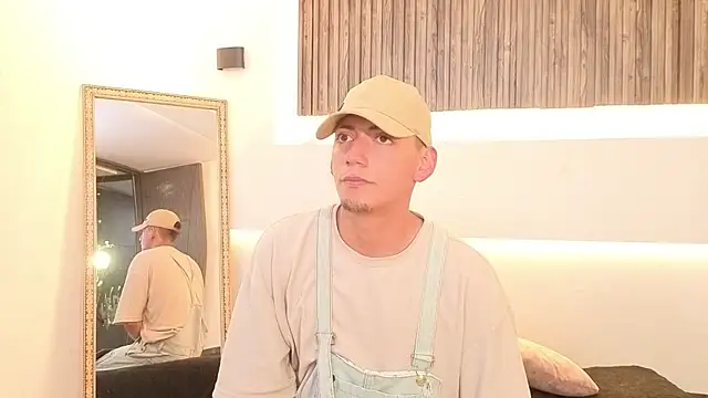 aron and paula online show from December 3, 2025, 12:29 am