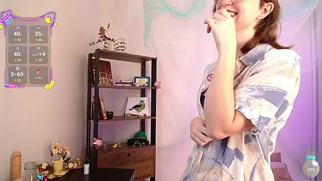 Elise Nyx online show from March 31, 2026, 11:54 am