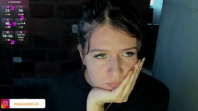 brii69 online show from February 28, 2025, 11:01 pm