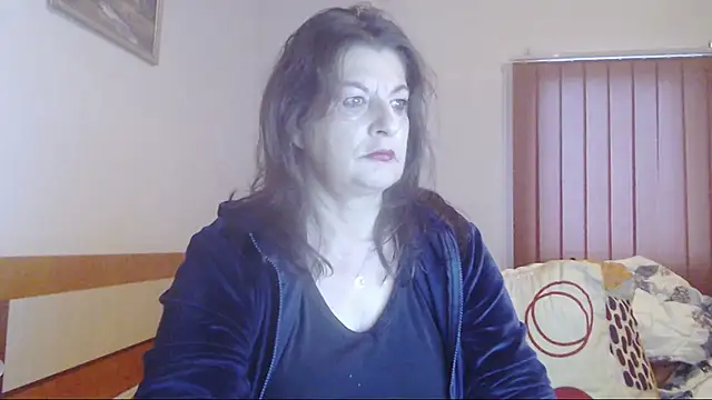 Snapshot of ExtasyMature chatting on October 6, 2025, 6:00 am ExtasyMature online show from October 6, 2025, 6:00 am