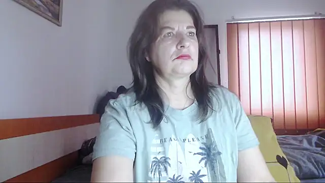 Snapshot of ExtasyMature chatting on October 28, 2025, 6:39 am ExtasyMature online show from October 28, 2025, 6:39 am