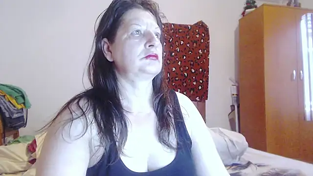 ExtasyMature online show from June 25, 2026, 5:50 pm
