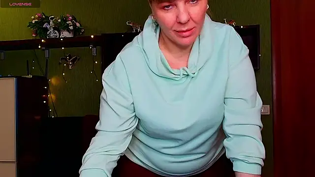 Snapshot of VeronikawGold chatting on February 3, 2026, 8:58 pm VeronikawGold online show from February 3, 2026, 8:58 pm