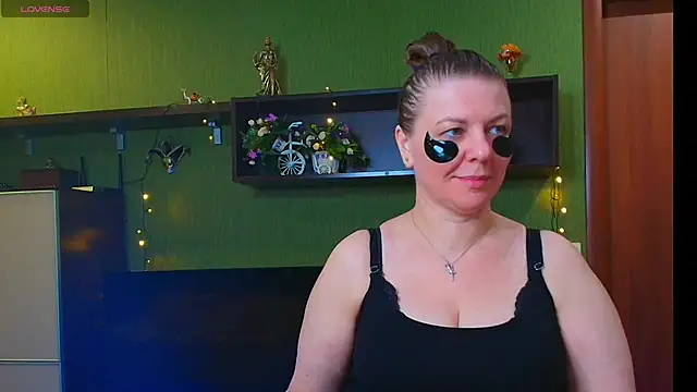 VeronikawGold online show from April 20, 2026, 3:09 am