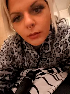 Glory Max online show from February 10, 2026, 5:50 pm