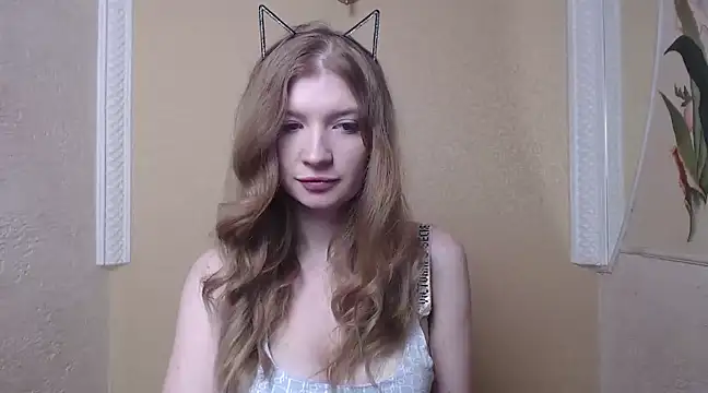 Snapshot of faiirylight chatting on March 9, 2025, 8:18 am faiirylight online show from March 9, 2025, 8:18 am