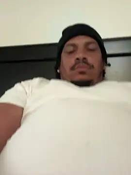 Snapshot of kentbent6 chatting on March 22, 2025, 5:39 am kentbent6 online show from March 22, 2025, 5:39 am