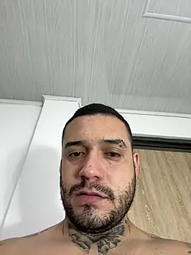 Snapshot of Angelgarcia_ chatting on March 23, 2025, 12:04 am Angelgarcia online show from March 23, 2025, 12:04 am