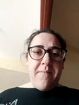 Dolcecurvy online show from December 15, 2025, 9:57 am