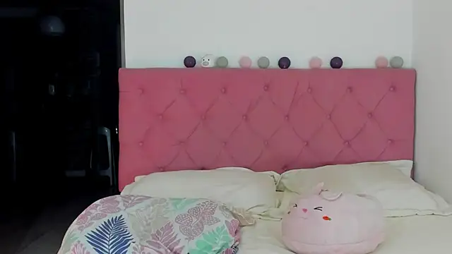 Snapshot of ela_black chatting on February 28, 2025, 12:42 pm ela black online show from February 28, 2025, 12:42 pm