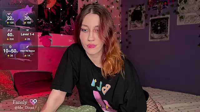 Dita Redrum online show from October 15, 2025, 9:37 pm