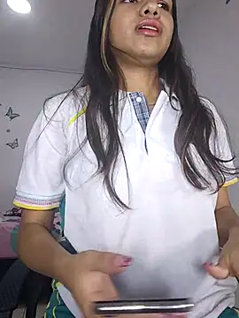 Snapshot of sophia_ramirez12 chatting on October 10, 2025, 11:48 pm sophia ramirez12 online show from October 10, 2025, 11:48 pm