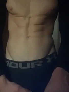 Snapshot of cazzone912025 chatting on October 22, 2025, 2:45 am cazzone912025 online show from October 22, 2025, 2:45 am