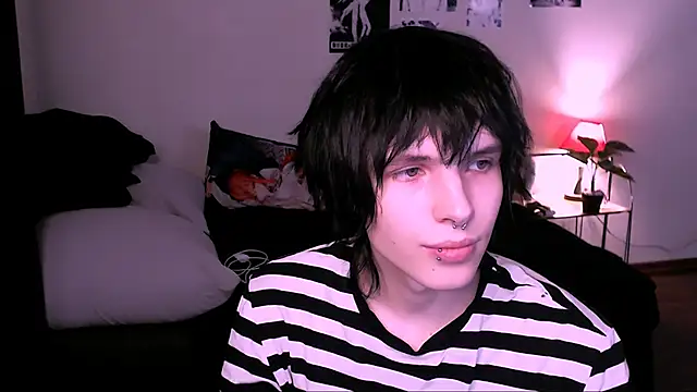 Snapshot of timi-moon chatting on November 16, 2025, 11:49 am timi-moon online show from November 16, 2025, 11:49 am