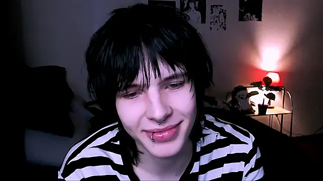 Snapshot of timi-moon chatting on November 20, 2025, 10:26 am timi-moon online show from November 20, 2025, 10:26 am