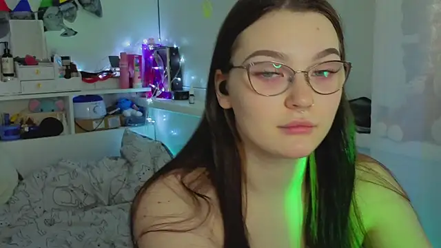 milliedoll online show from November 5, 2025, 6:46 am