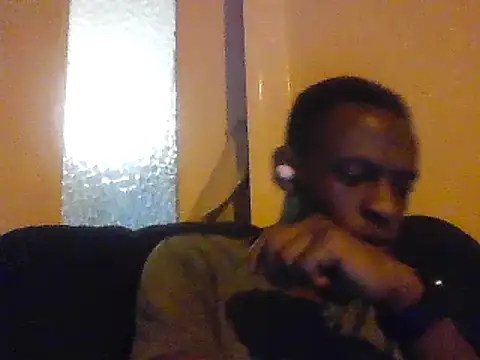 Snapshot of Justusual444 chatting on March 10, 2025, 4:25 pm Justusual444 online show from March 10, 2025, 4:25 pm