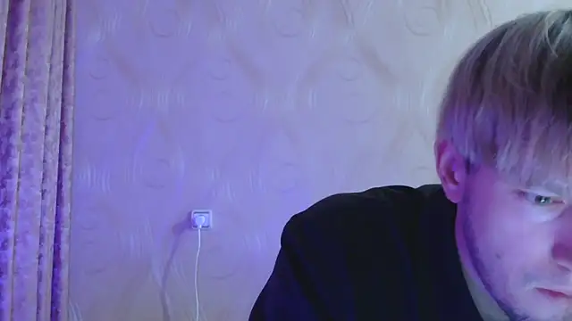 Snapshot of frama666 chatting on April 27, 2026, 6:06 pm frama666 online show from April 27, 2026, 6:06 pm