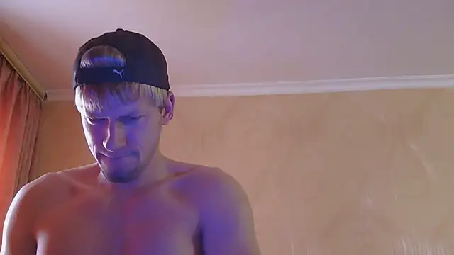 Snapshot of frama666 chatting on May 16, 2026, 10:36 am frama666 online show from May 16, 2026, 10:36 am