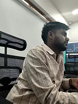 khushi9232 online show from February 25, 2025, 6:47 am