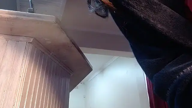 Snapshot of xxTatiannaxx chatting on November 6, 2025, 3:02 pm xxTatiannaxx online show from November 6, 2025, 3:02 pm