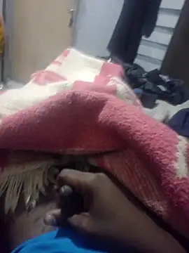 Snapshot of Mosha203 chatting on April 11, 2026, 1:10 am Mosha203 online show from April 11, 2026, 1:10 am