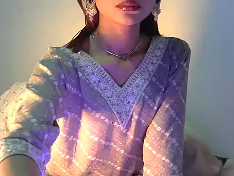 Snapshot of _luckylips chatting on March 21, 2026, 11:48 am luckylips online show from March 21, 2026, 11:48 am