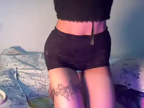 Snapshot of _luckylips chatting on March 23, 2026, 6:23 pm luckylips online show from March 23, 2026, 6:23 pm