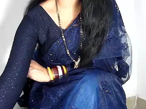 Snapshot of siyajaan chatting on March 17, 2025, 6:32 pm siyajaan online show from March 17, 2025, 6:32 pm