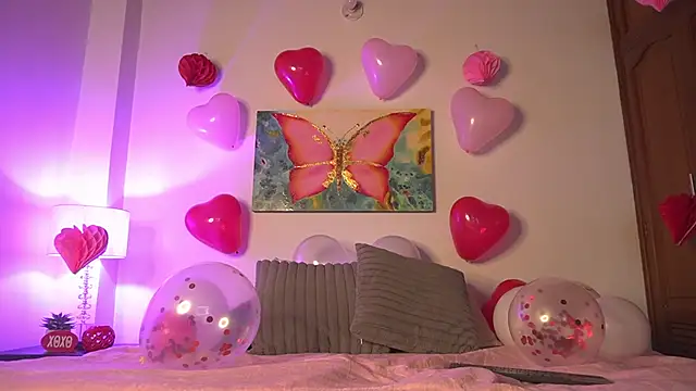 gala monroe online show from February 14, 2026, 11:29 am