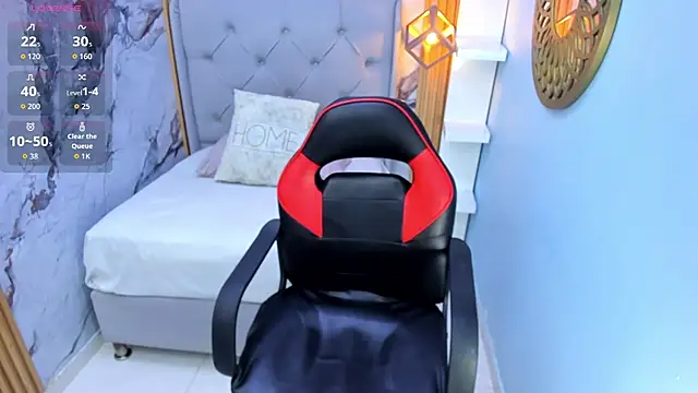 MEGANZARICK online show from November 12, 2025, 3:18 am