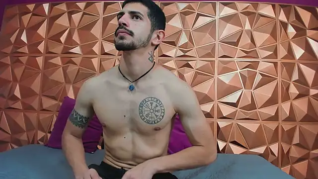 AlejandroStormm online show from November 20, 2025, 8:30 pm