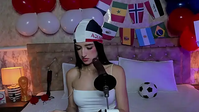 Snapshot of MELODYY_SWEET chatting on June 22, 2026, 6:05 pm MELODYY SWEET online show from June 22, 2026, 6:05 pm