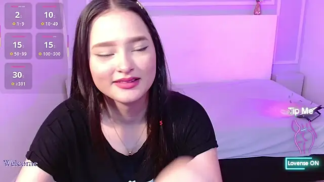 Snapshot of JasmineBella0 chatting on March 7, 2025, 6:43 pm JasmineBella0 online show from March 7, 2025, 6:43 pm