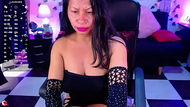 AbbyPrincessAGT online show from February 4, 2026, 9:09 pm