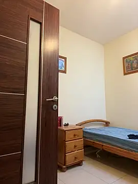 Snapshot of mikekmi21 chatting on December 17, 2025, 2:34 pm mikekmi21 online show from December 17, 2025, 2:34 pm