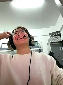 Anson0722 online show from November 5, 2025, 3:45 pm