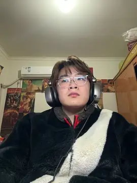 Anson0722 online show from February 5, 2026, 1:16 pm