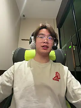 Anson0722 online show from July 10, 2026, 1:47 pm