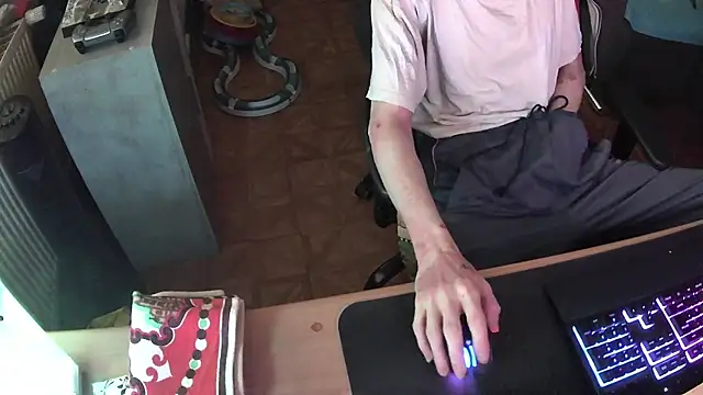 DerGeileLoveboy online show from November 26, 2025, 1:56 pm