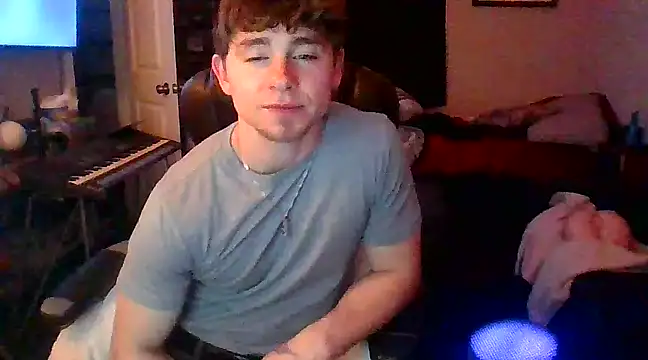 JCstrings online show from February 25, 2025, 6:47 am