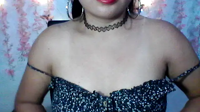 Snapshot of shashel5 chatting on September 9, 2025, 6:35 am shashel5 online show from September 9, 2025, 6:35 am