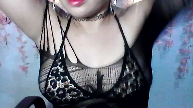 Snapshot of shashel5 chatting on September 10, 2025, 6:35 am shashel5 online show from September 10, 2025, 6:35 am