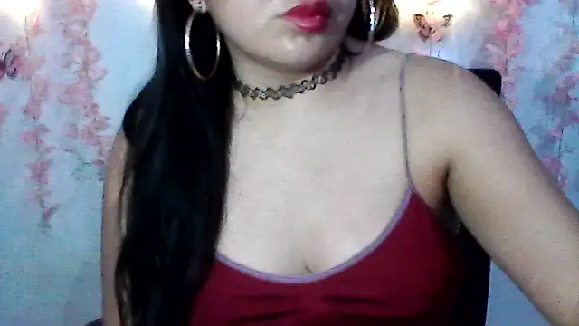 Snapshot of shashel5 chatting on December 3, 2025, 6:21 am shashel5 online show from December 3, 2025, 6:21 am